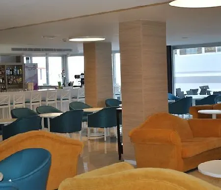 شقة فندقية Y 4*