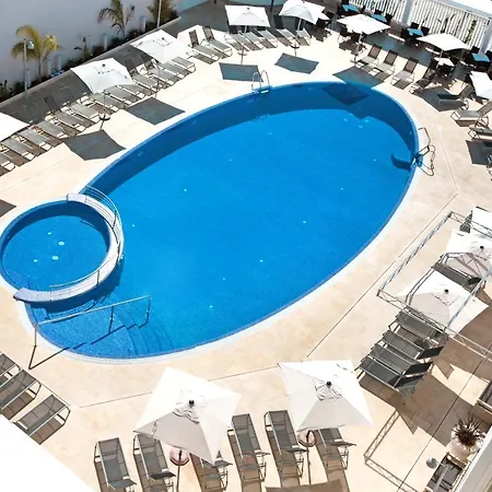 Y Paguera Aparthotel